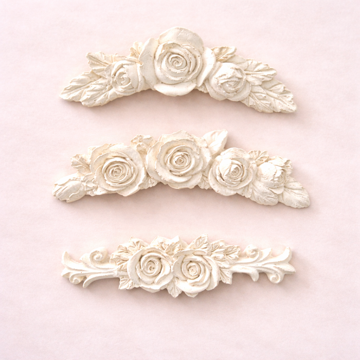 FY39 MOLDURA 3 RAMOS DE ROSAS MEDIANAS ANI ARTS 9CM APROX