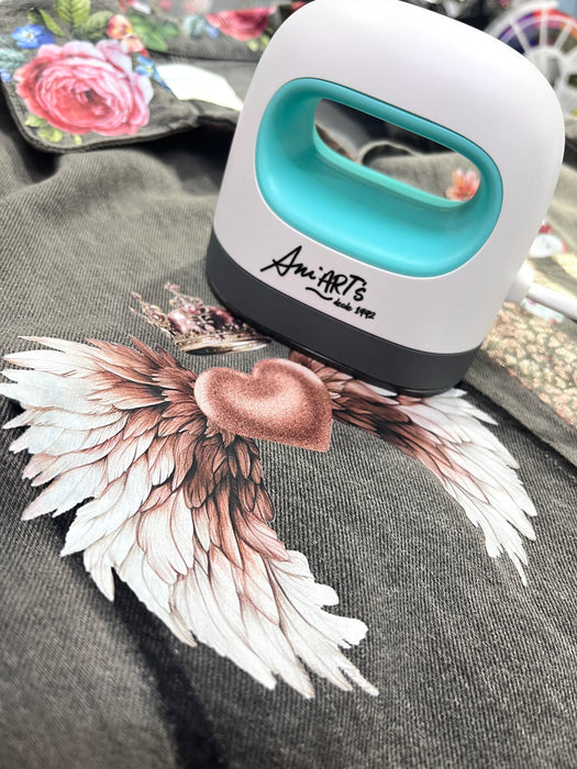 Plancha de Calor Compacta Ani Art's – Ideal para transferir folia, laminas de transferencia y mas diseños a camisetas, bolsas de algodón, lienzos, superficies planas, madera y más