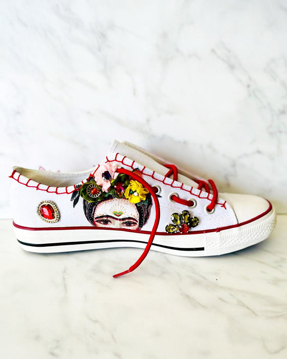 CZF06 CURSO PINTA Y DECORA TUS ZAPATILLAS FRIDA