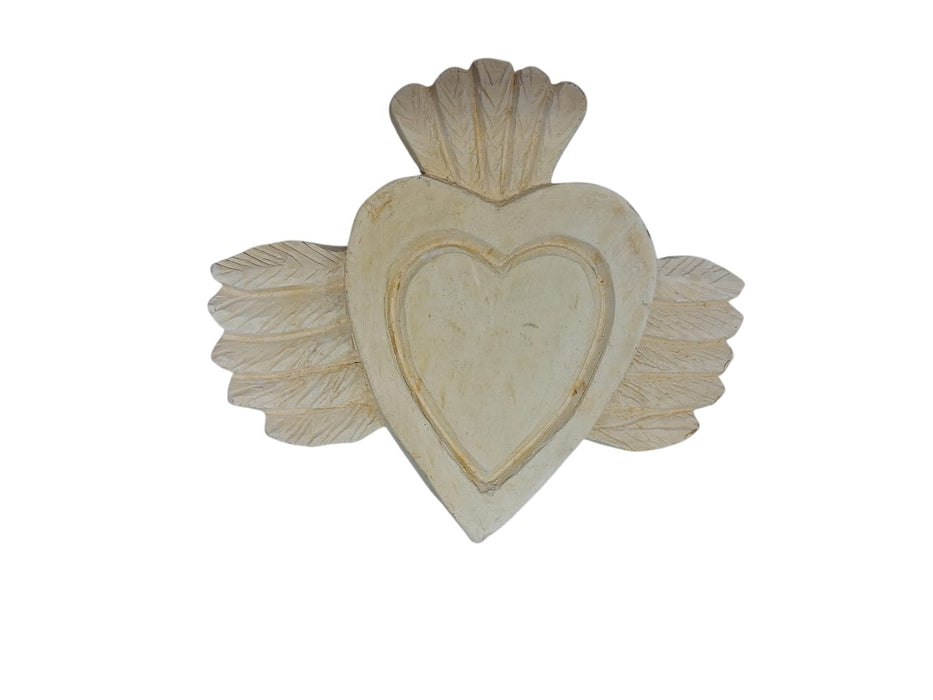 YP213 CORAZON ALAS TALLADAS 16X19CM